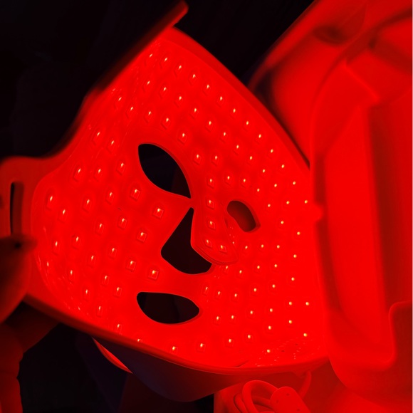 Currentbody LED  Face Mask - Picture 6 of 9